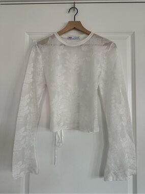 Zara White Sheer Floral Lace Bell Long Sleeve Tee